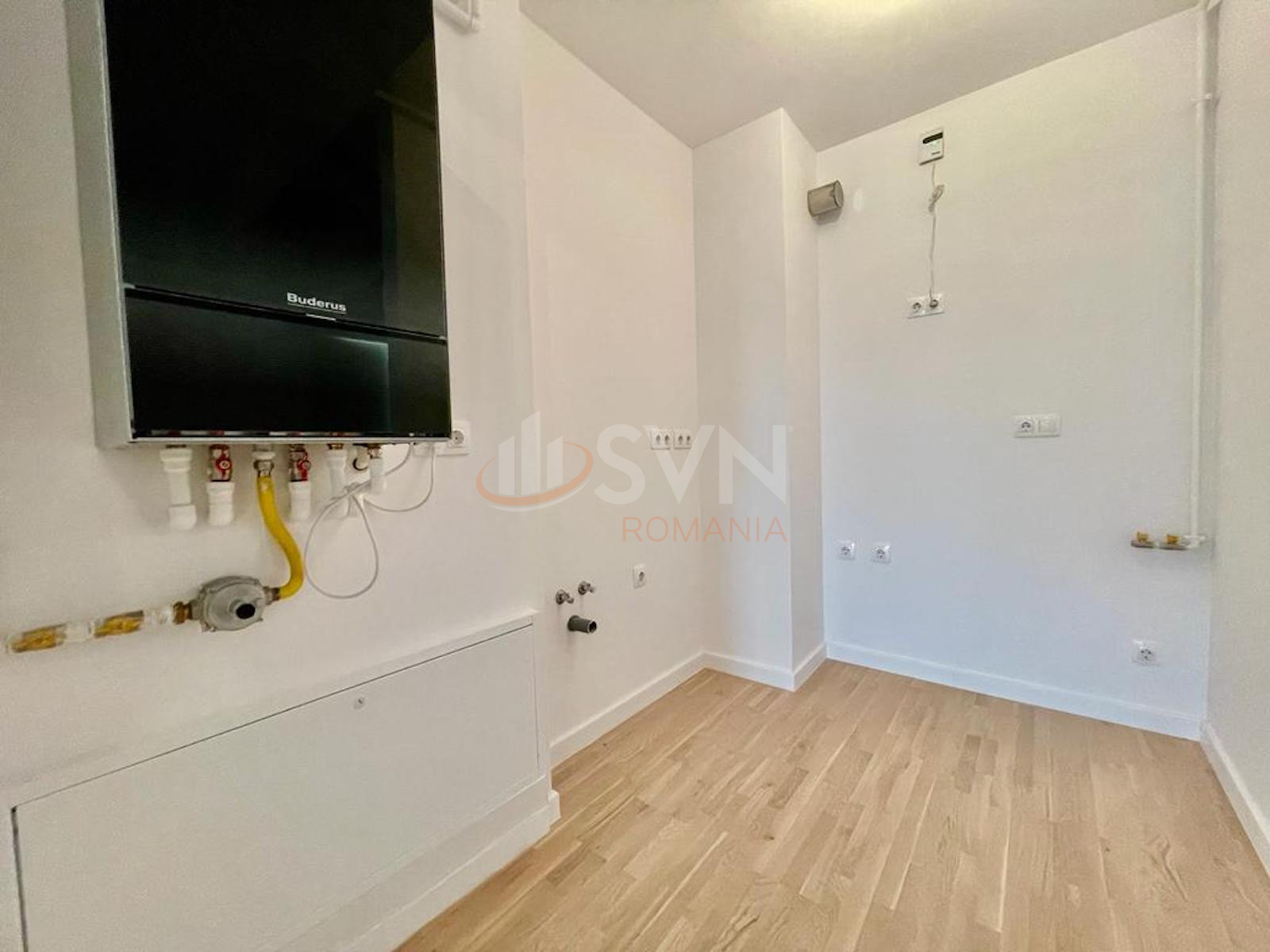 2 camere cu loc parcare exterior inclus Bucuresti/Baneasa