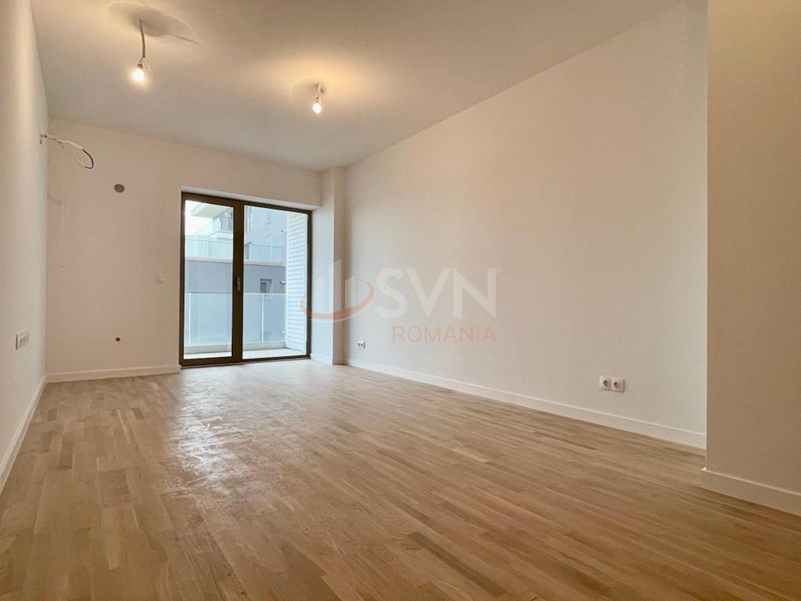 2 camere cu loc parcare exterior inclus Bucuresti/Baneasa