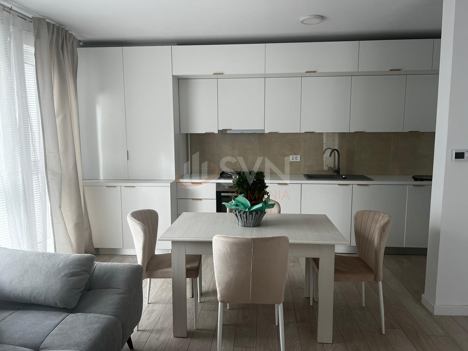 2 camere cu loc parcare exterior inclus Bucuresti/Pipera