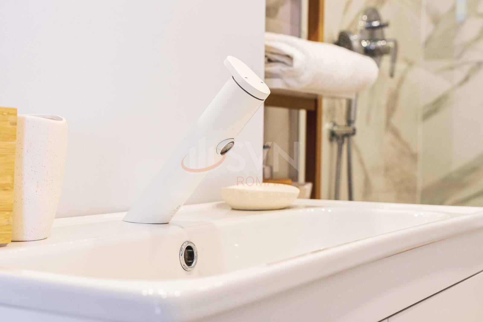 2 camere cu loc parcare exterior inclus Bucuresti/Pipera