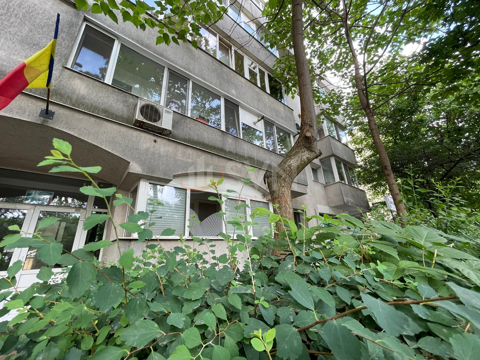 2 camere cu loc parcare exterior inclus Bucuresti/Aviatiei