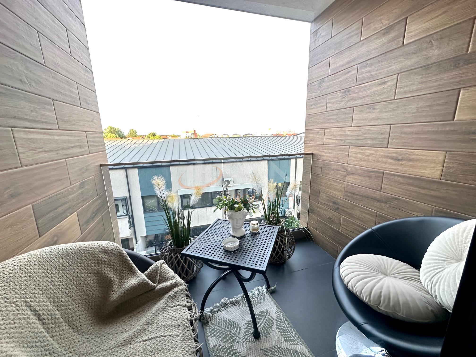 2 camere cu loc parcare exterior inclus Bucuresti/Pipera