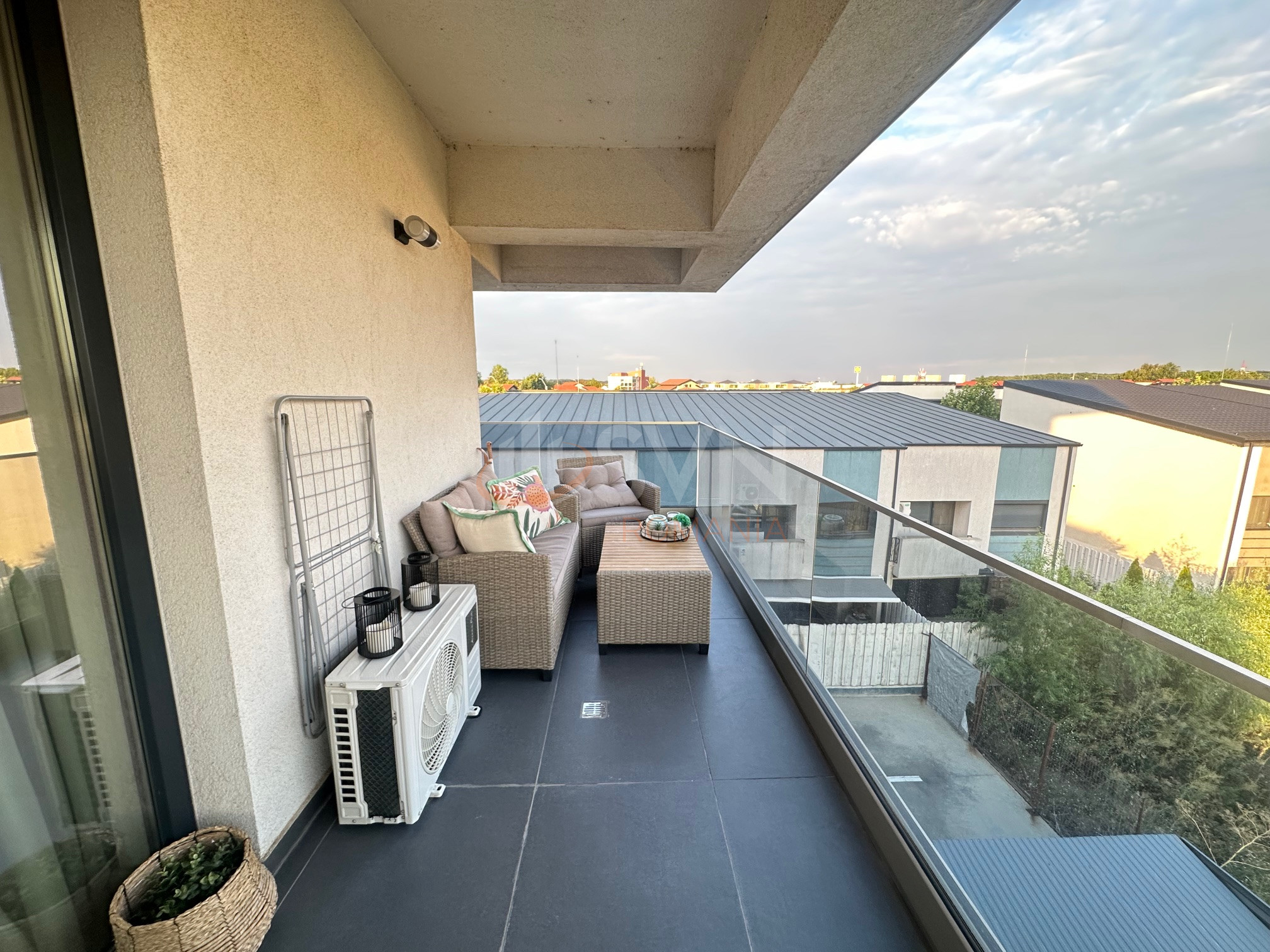 2 camere cu loc parcare exterior inclus Bucuresti/Pipera