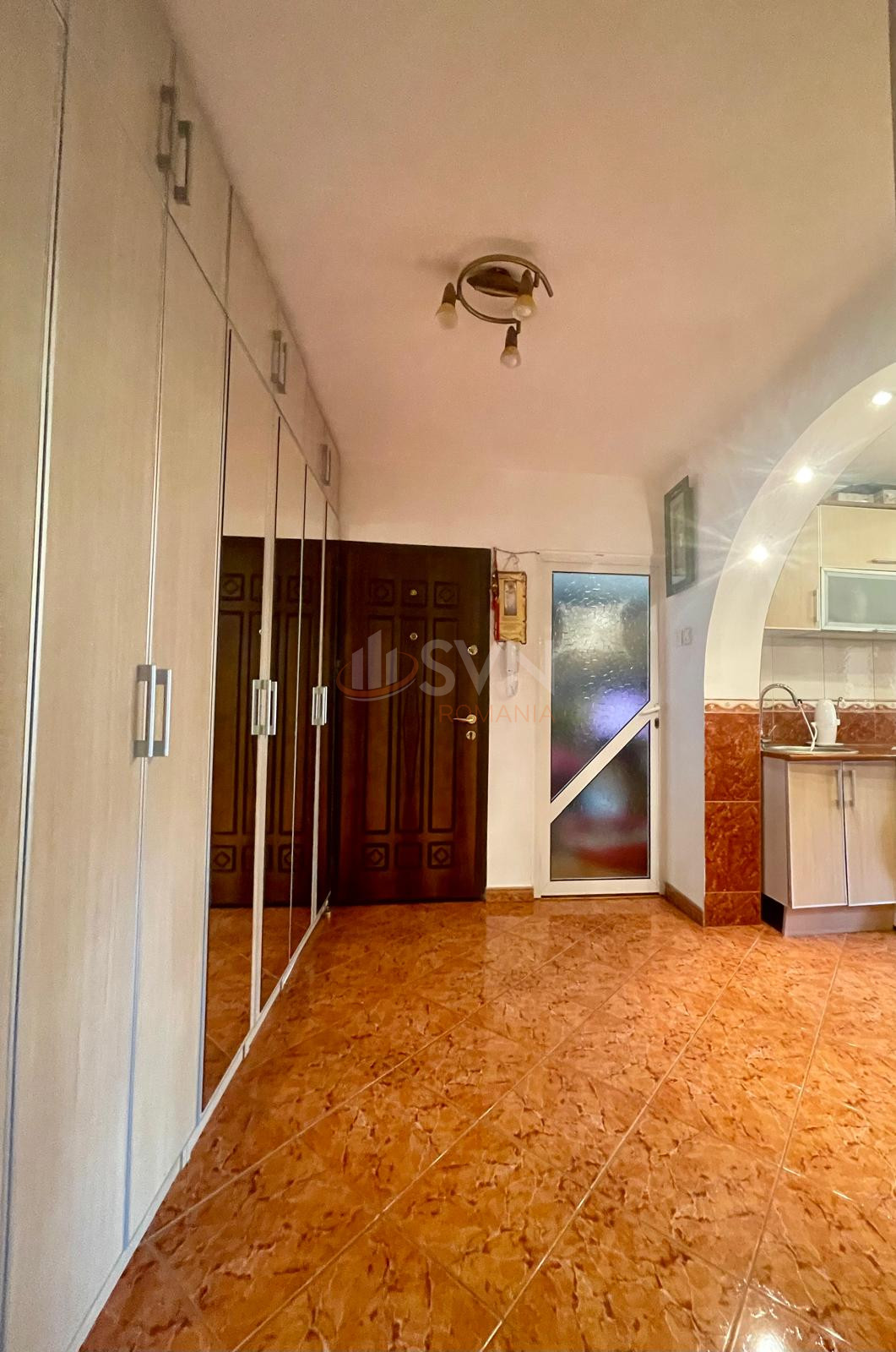 2 camere cu loc parcare exterior inclus Bucuresti/Aviatiei