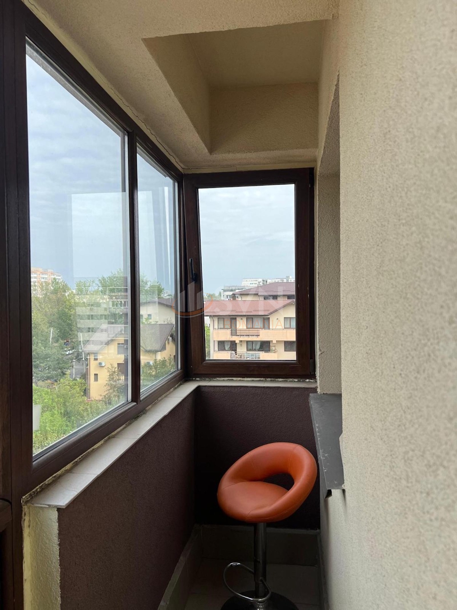 2 camere cu loc parcare exterior inclus Bucuresti/Titan