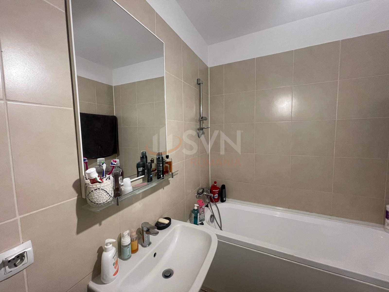 2 camere cu loc parcare exterior inclus Bucuresti/Pipera