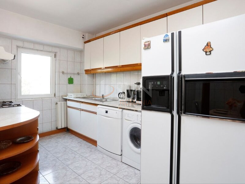 2 camere cu loc parcare exterior inclus Bucuresti/Piata Victoriei