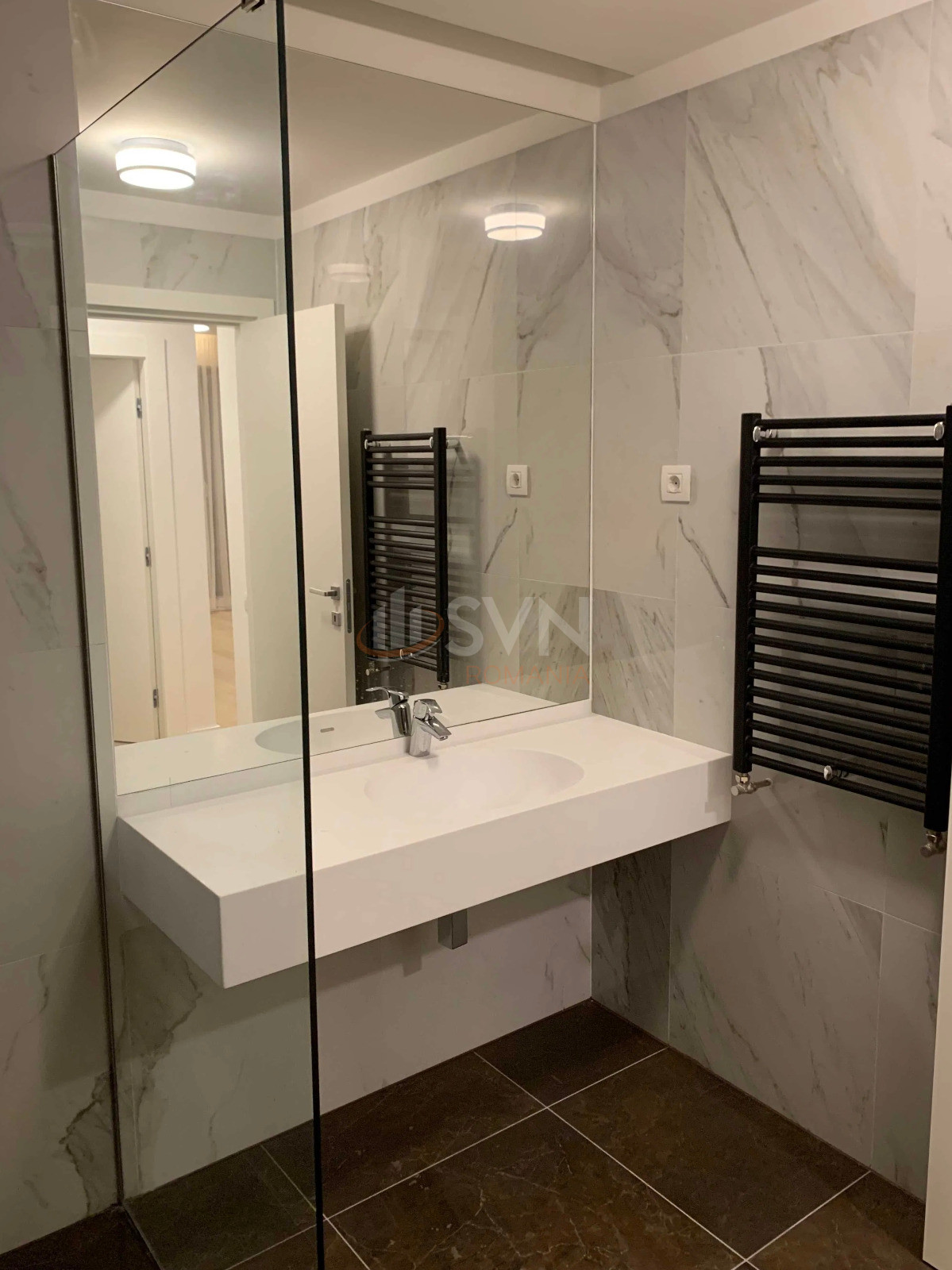 2 camere cu loc parcare subteran inclus Bucuresti/Herastrau