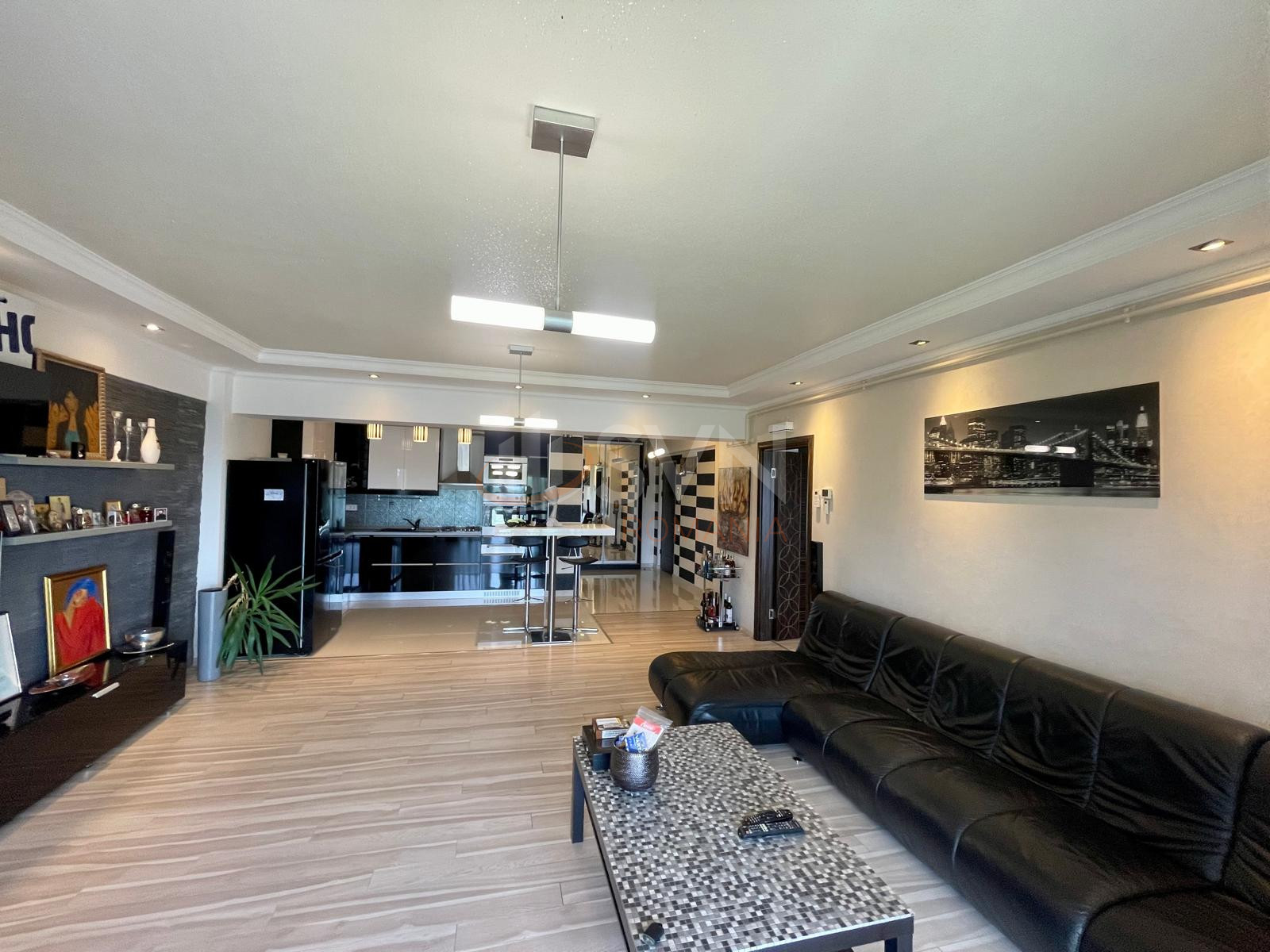 2 camere cu loc parcare subteran inclus Bucuresti/Pipera