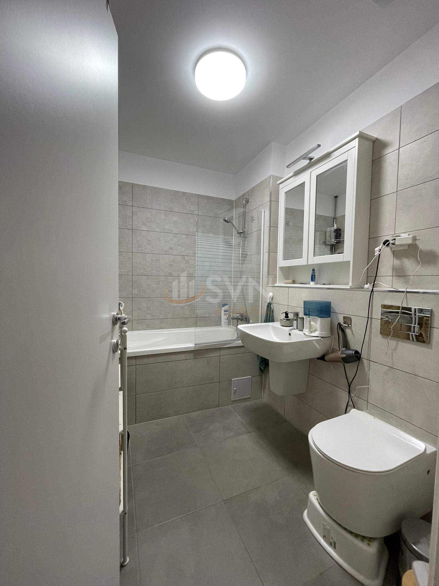 2 camere cu loc parcare subteran inclus Bucuresti/Pipera