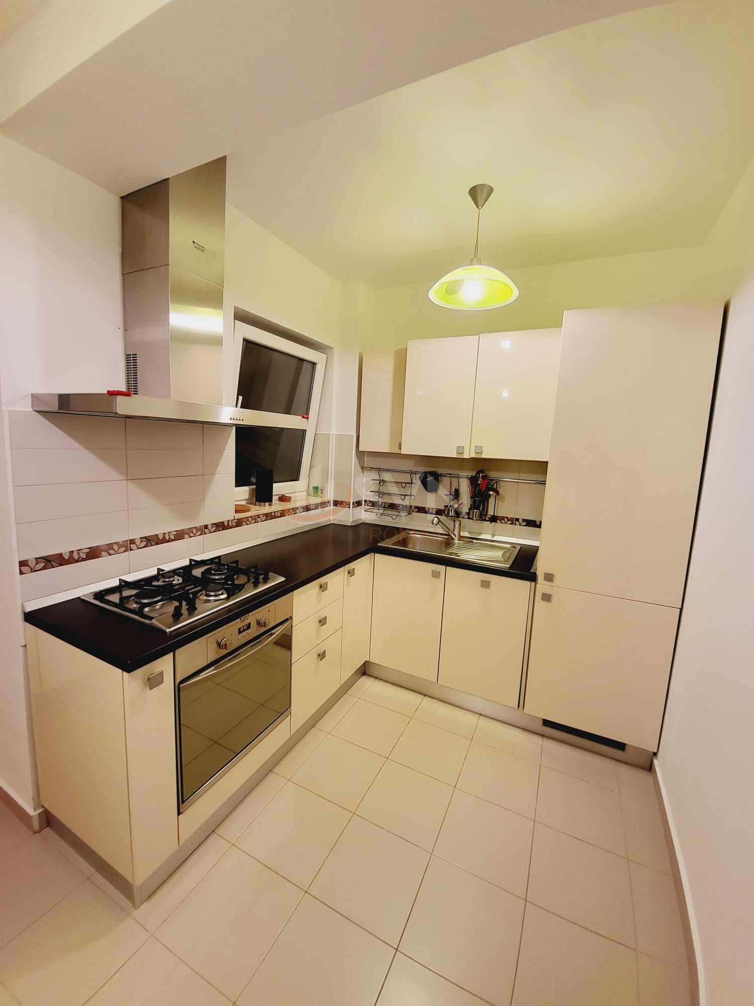 2 camere cu loc parcare subteran inclus Bucuresti/Herastrau