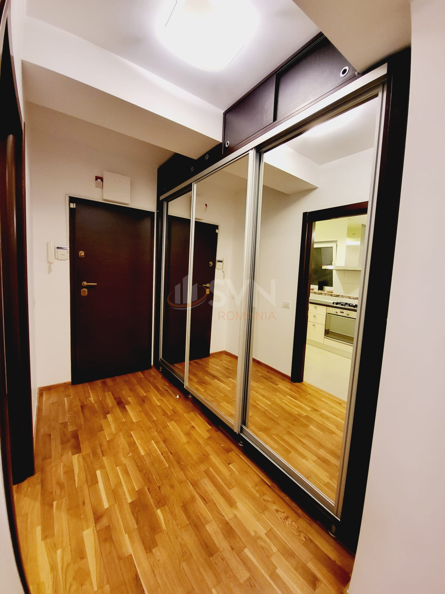 2 camere cu loc parcare subteran inclus Bucuresti/Herastrau