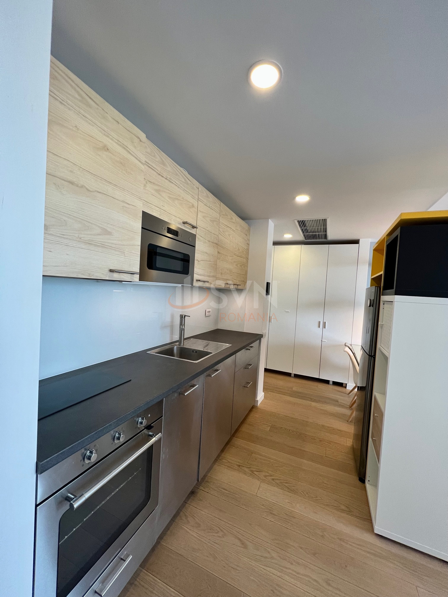 2 camere cu loc parcare subteran inclus Bucuresti/Herastrau