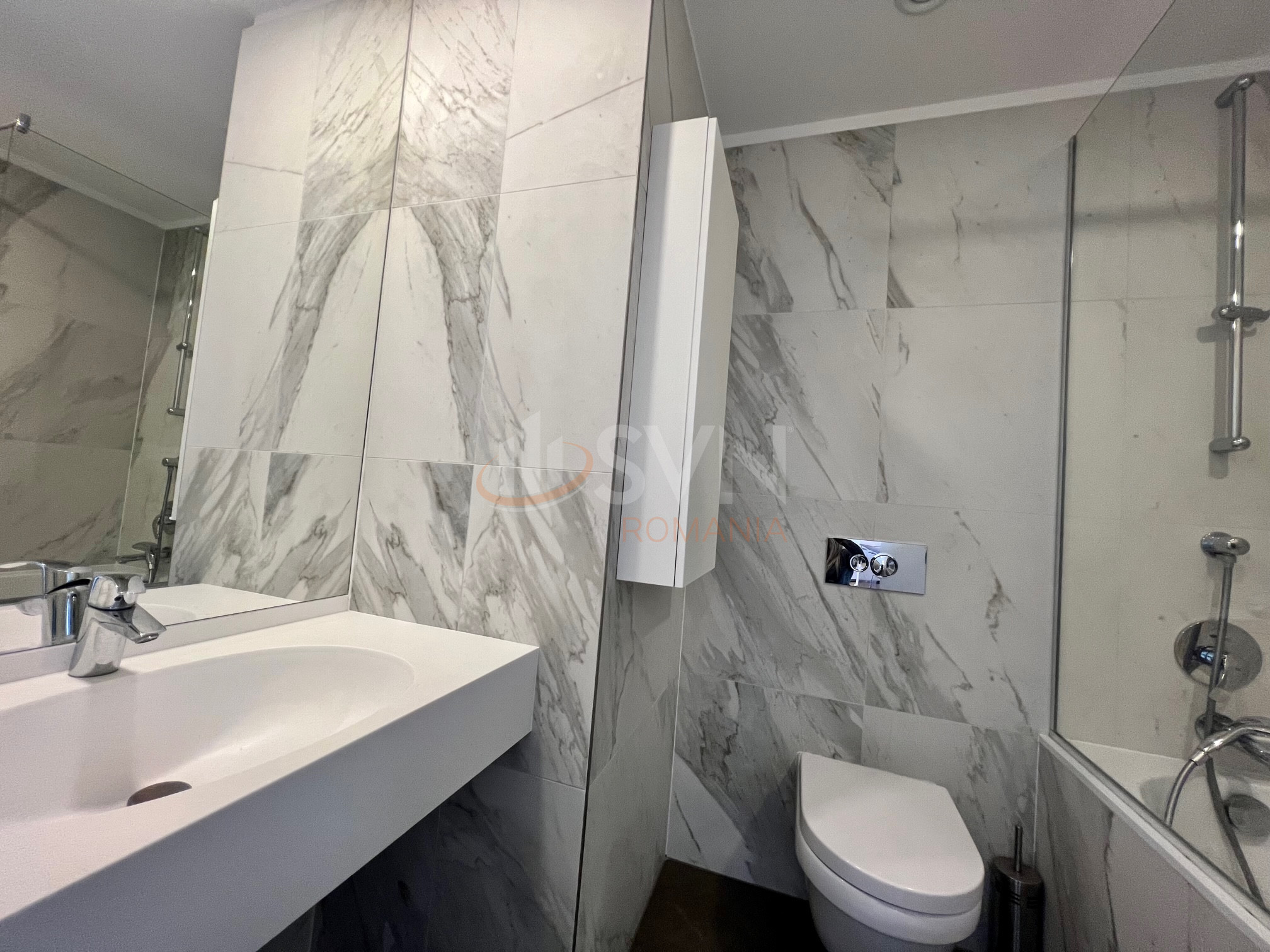 2 camere cu loc parcare subteran inclus Bucuresti/Herastrau