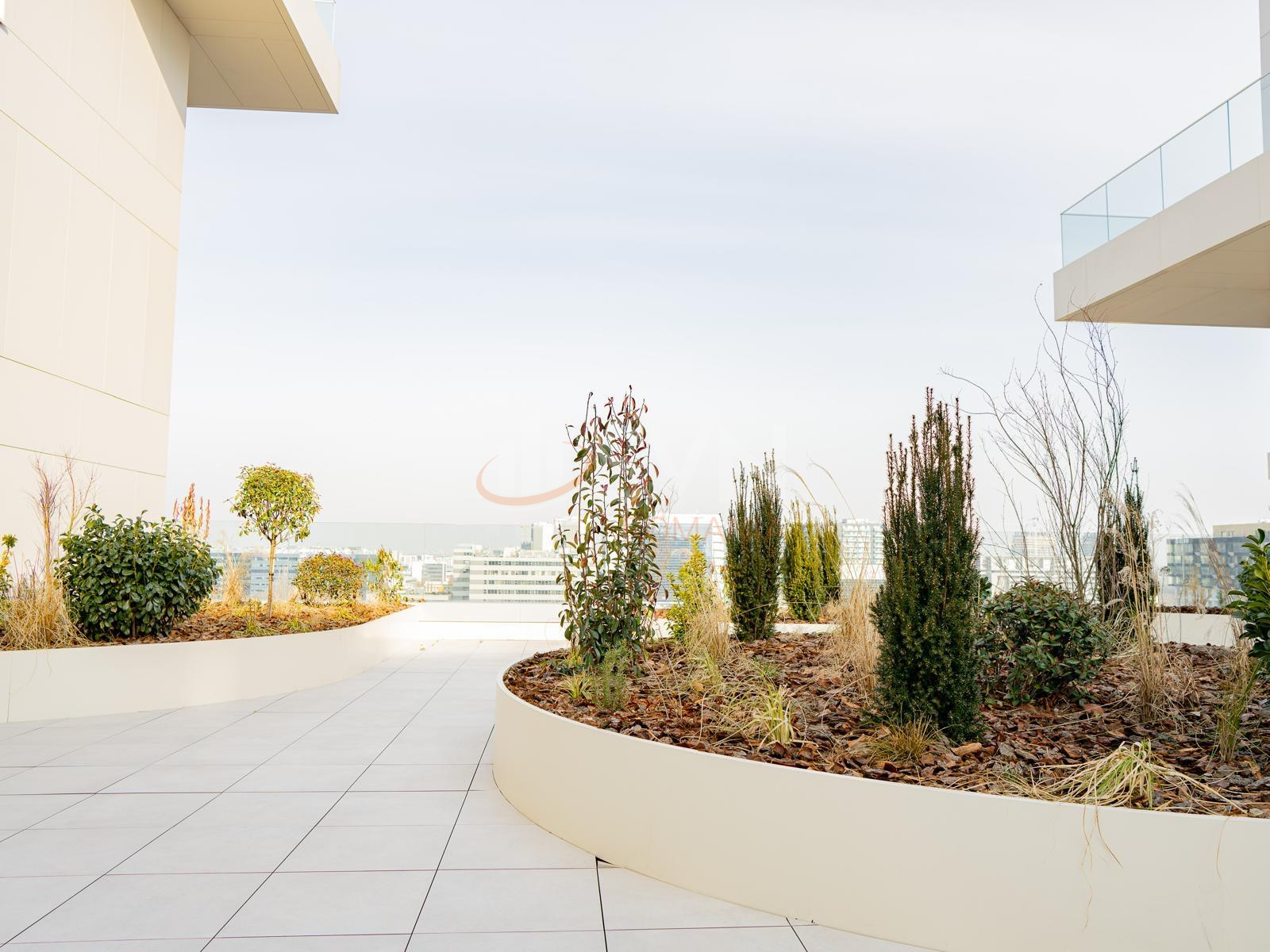 2 camere cu loc parcare subteran inclus Bucuresti/Barbu Vacarescu