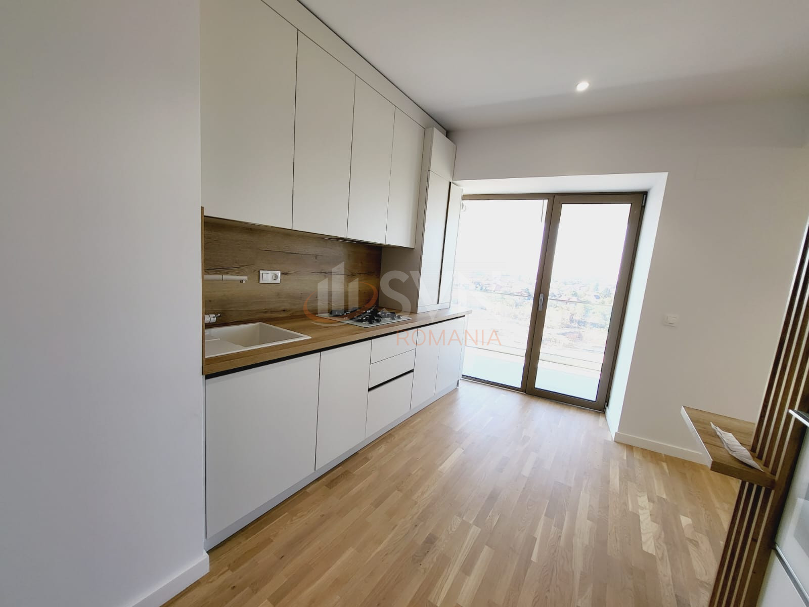 2 camere cu loc parcare subteran inclus Bucuresti/Straulesti