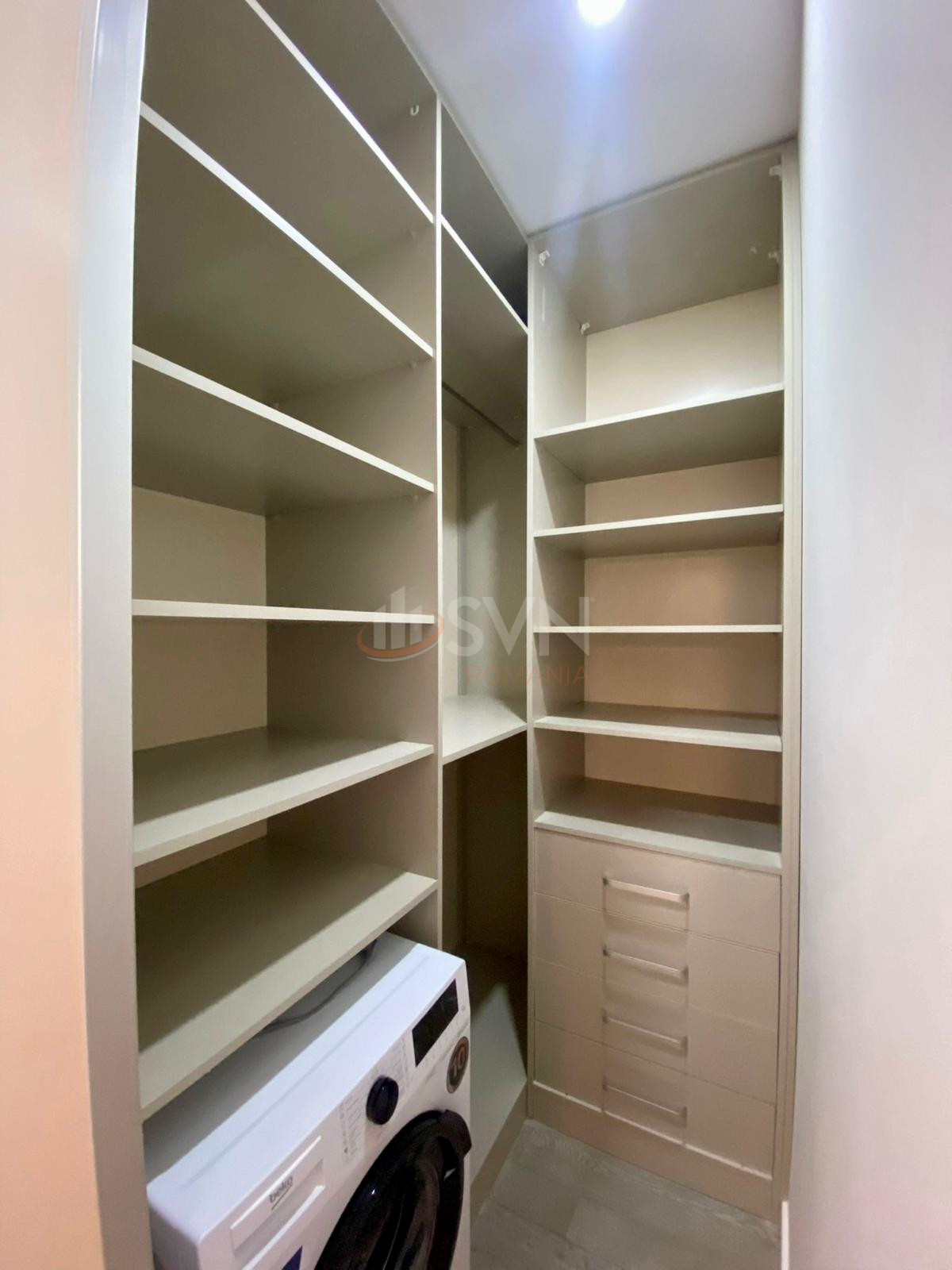 2 camere cu loc parcare subteran inclus Bucuresti/Herastrau