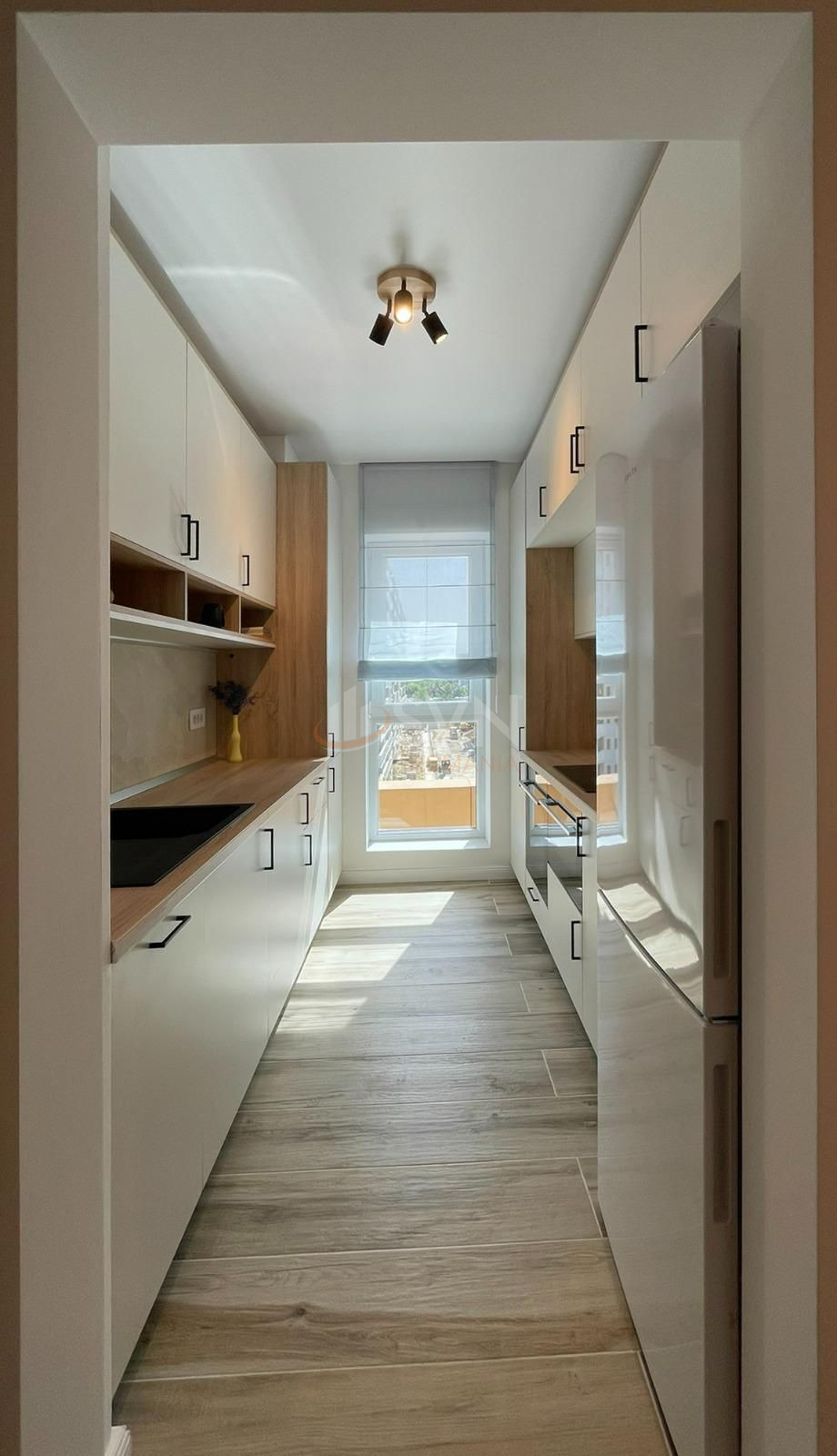 2 camere cu loc parcare subteran inclus Bucuresti/Pipera