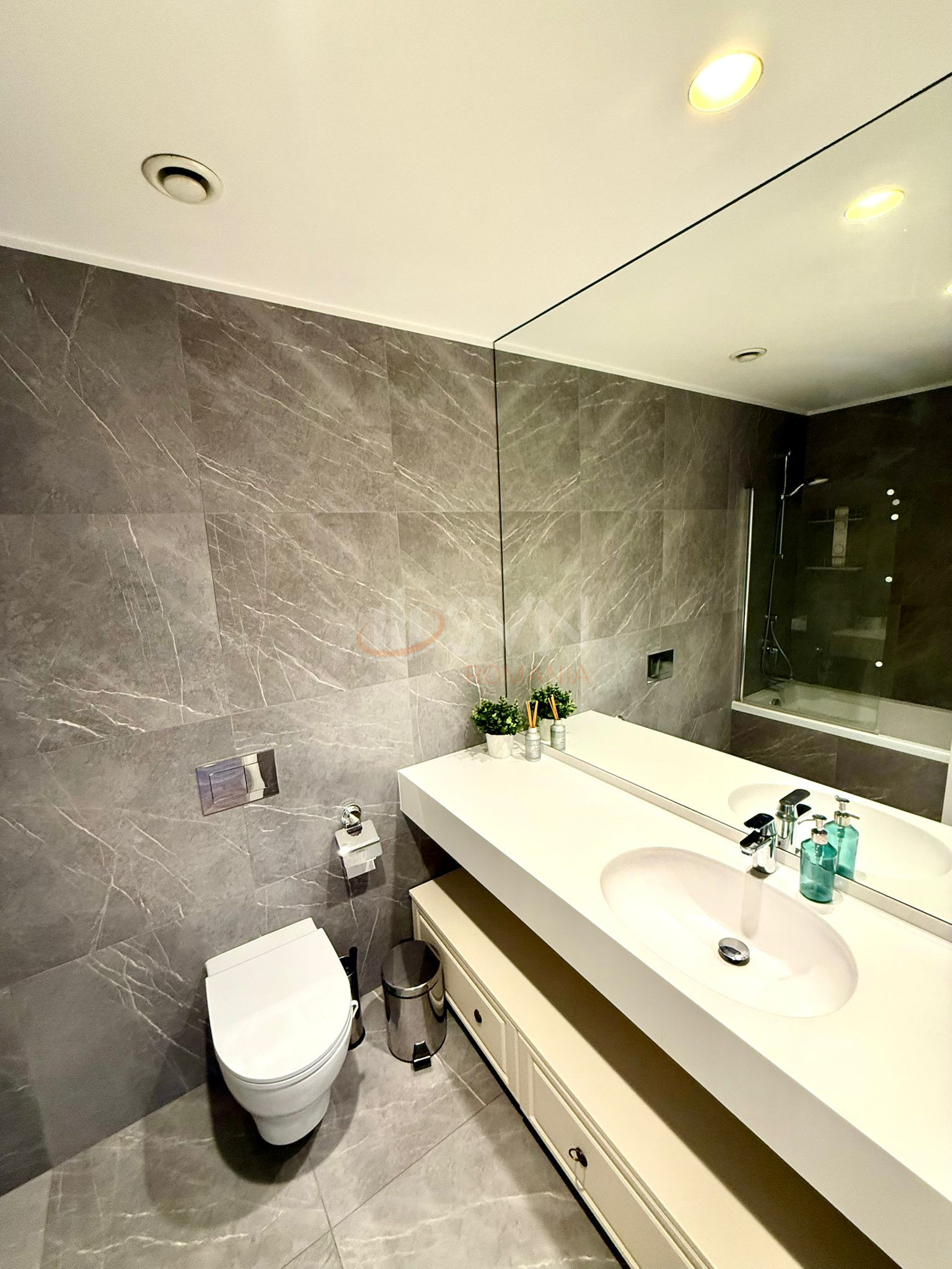 2 camere cu loc parcare subteran inclus Bucuresti/Herastrau