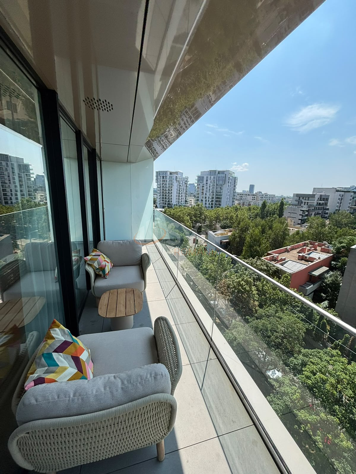 2 camere cu loc parcare subteran inclus Bucuresti/Herastrau