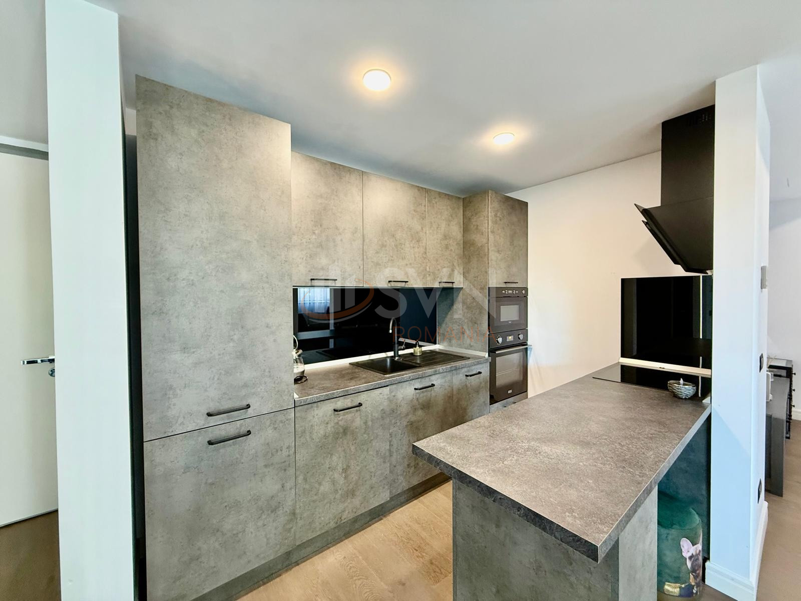 2 camere cu loc parcare subteran inclus Bucuresti/Herastrau
