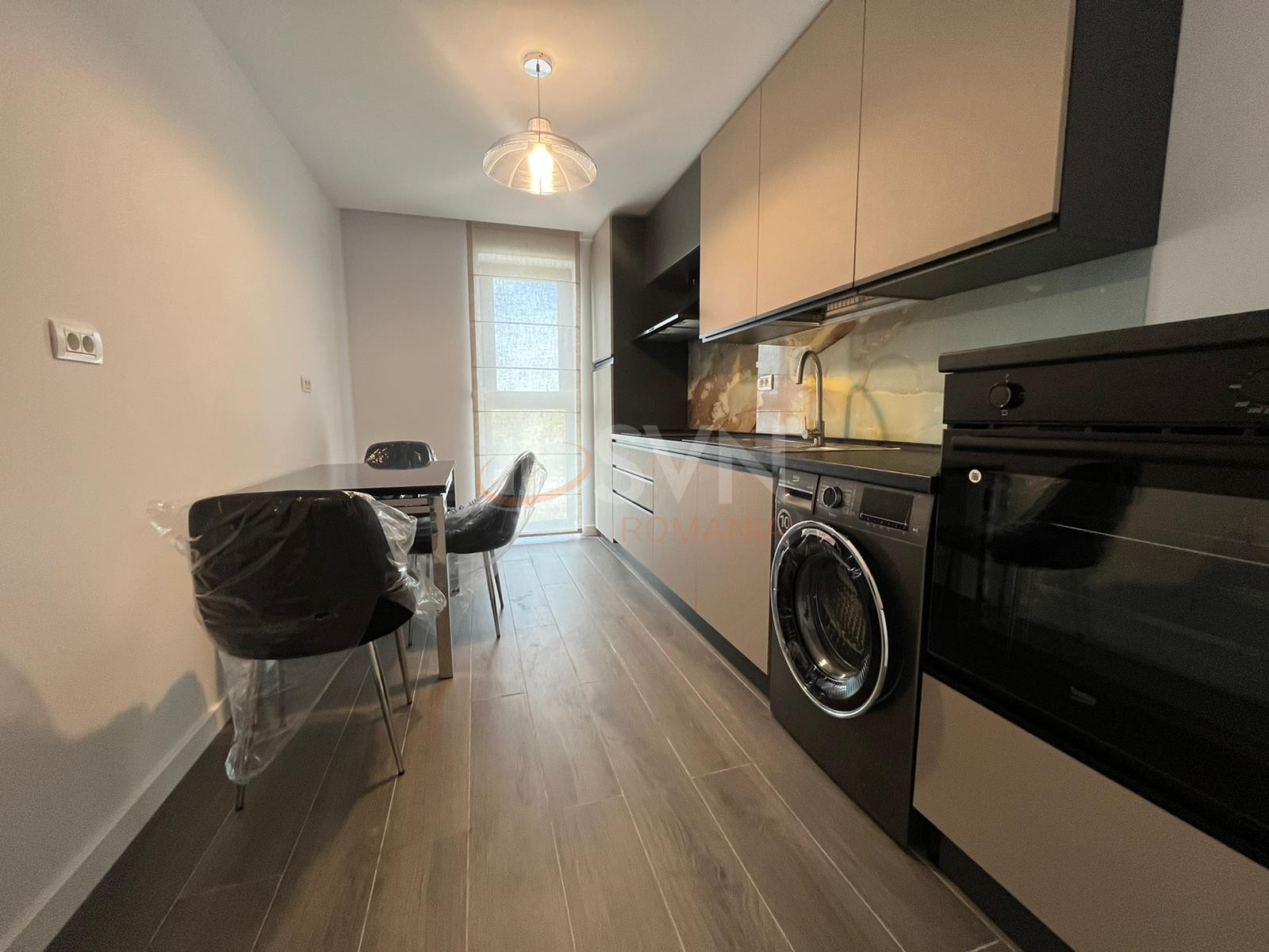 2 camere cu loc parcare subteran inclus Bucuresti/Straulesti