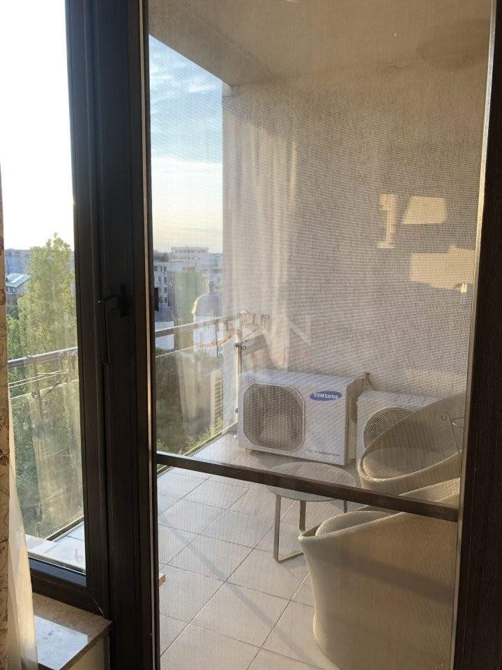 2 camere cu loc parcare subteran inclus Bucuresti/Herastrau