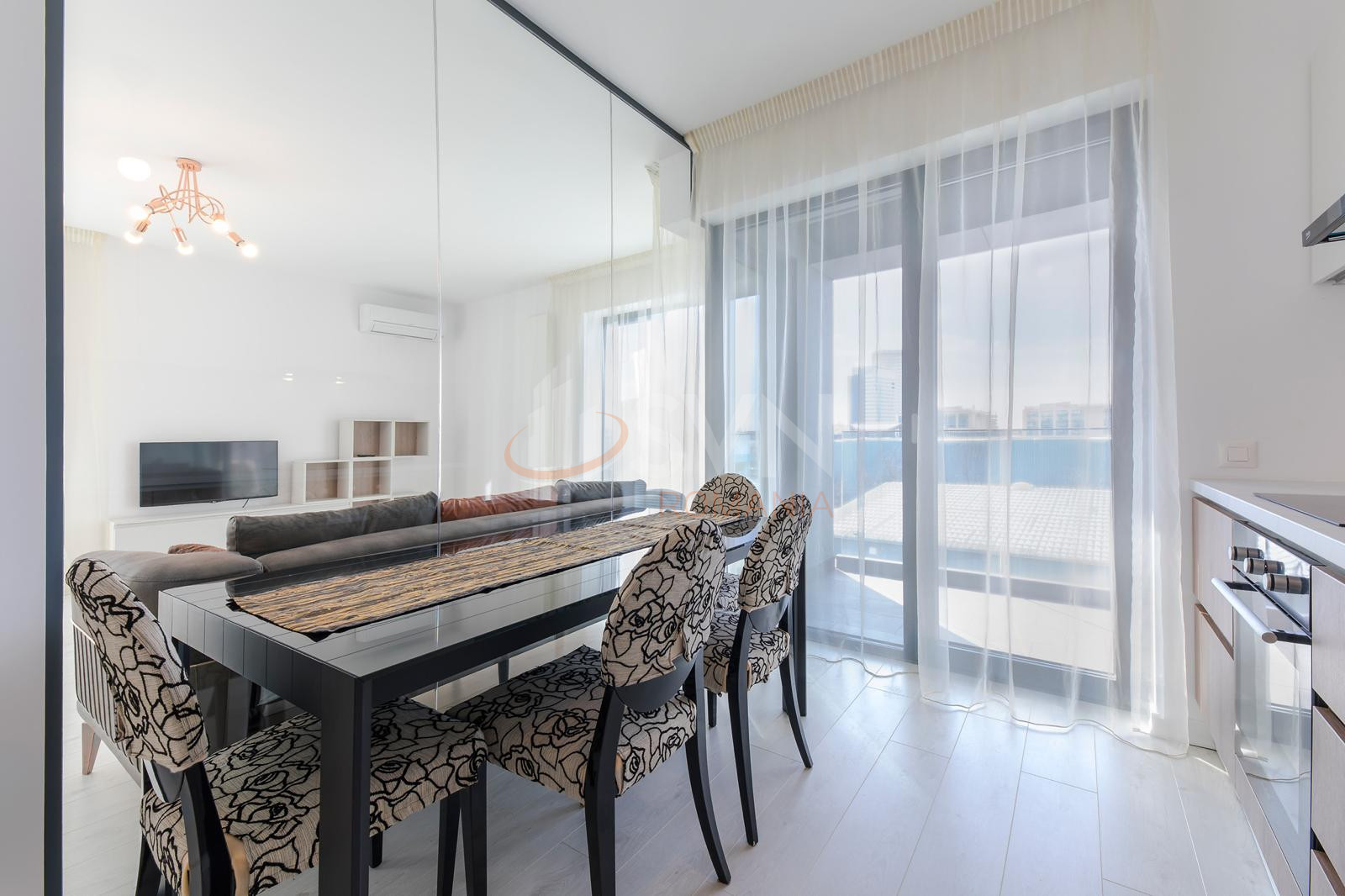 2 camere cu loc parcare subteran inclus Bucuresti/Pipera