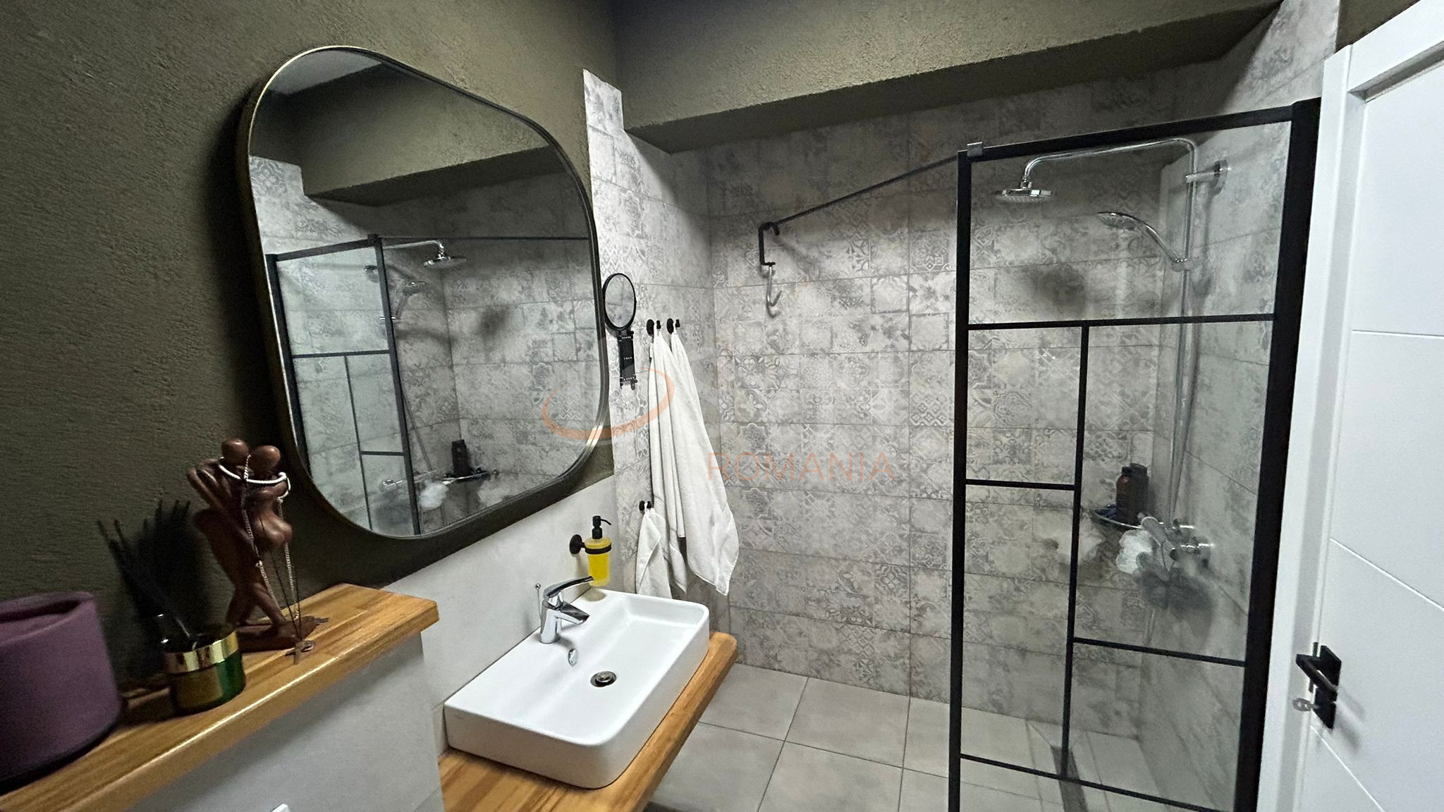 2 camere cu loc parcare subteran inclus Bucuresti/Piata Unirii (s3)