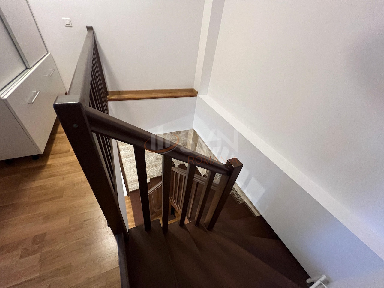 2 camere cu loc parcare subteran inclus Bucuresti/Parcul Carol