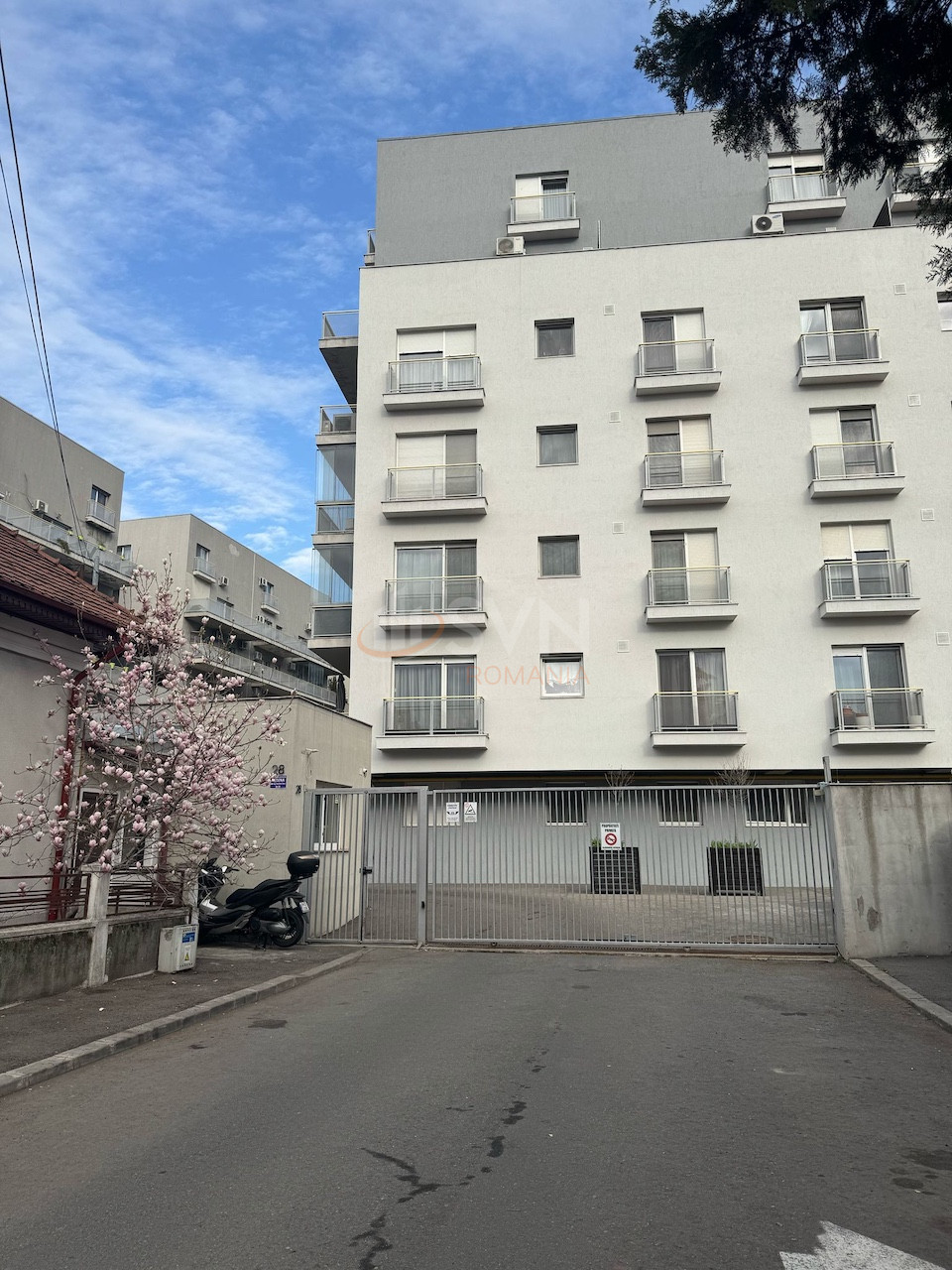 2 camere cu loc parcare subteran inclus Bucuresti/Parcul Carol