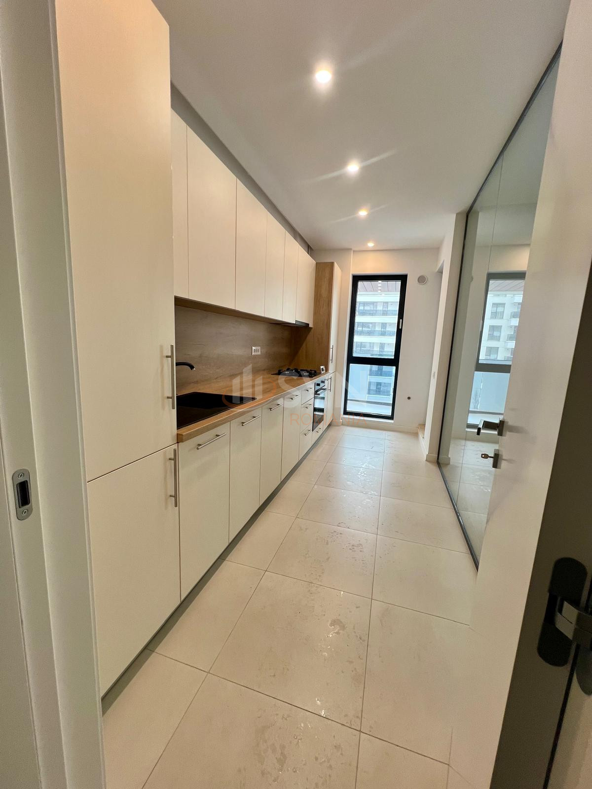 2 camere cu loc parcare subteran inclus Bucuresti/Pipera