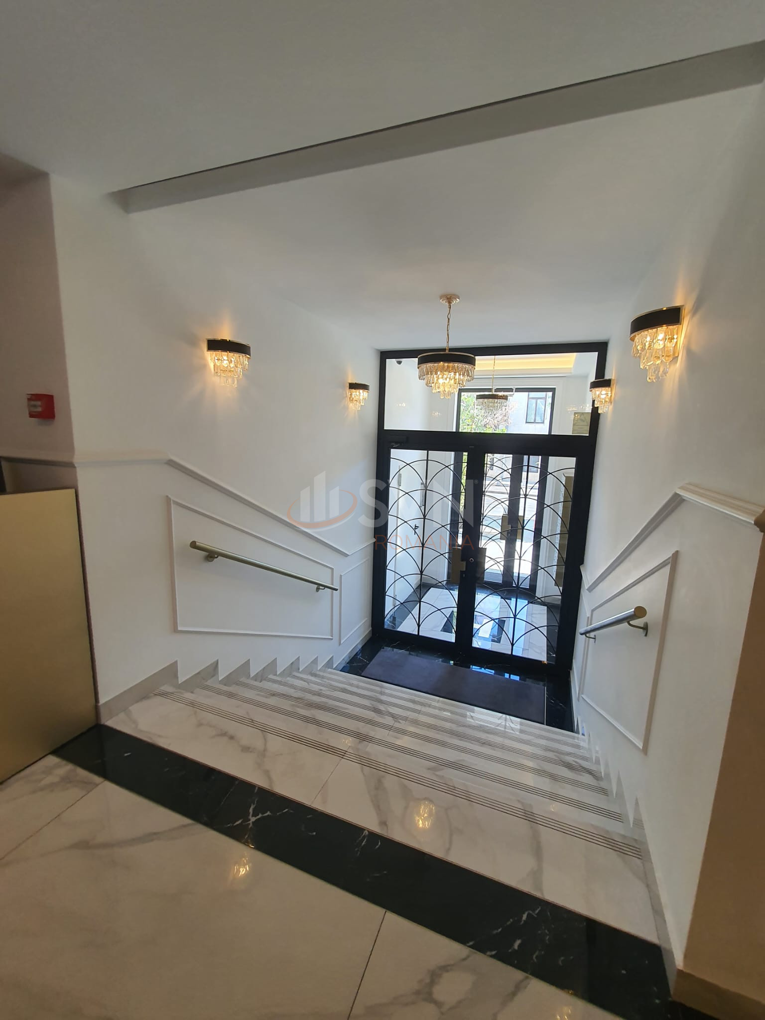 3 camere cu loc parcare exterior inclus Bucuresti/Calea Victoriei