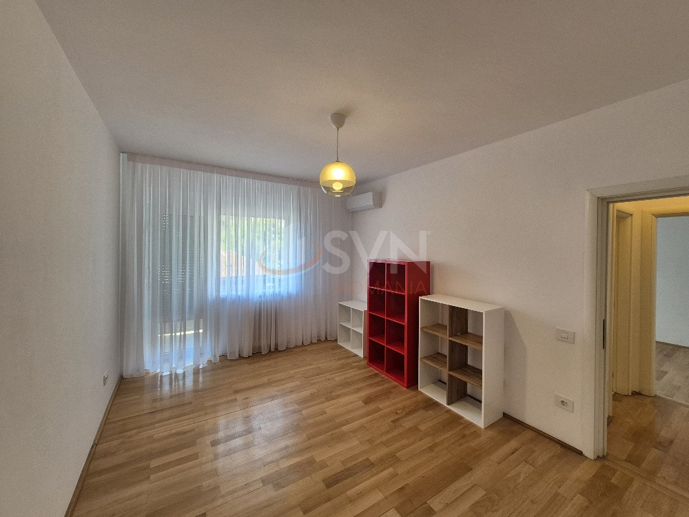 3 camere cu loc parcare exterior inclus Bucuresti/Cismigiu