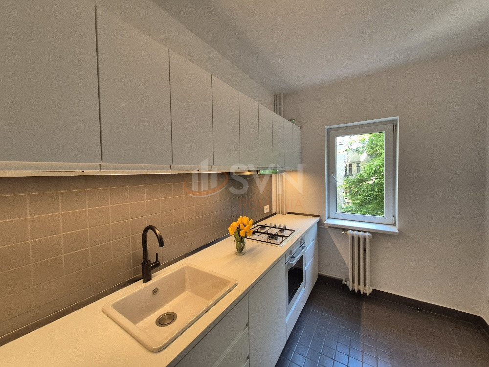 3 camere cu loc parcare exterior inclus Bucuresti/Cismigiu