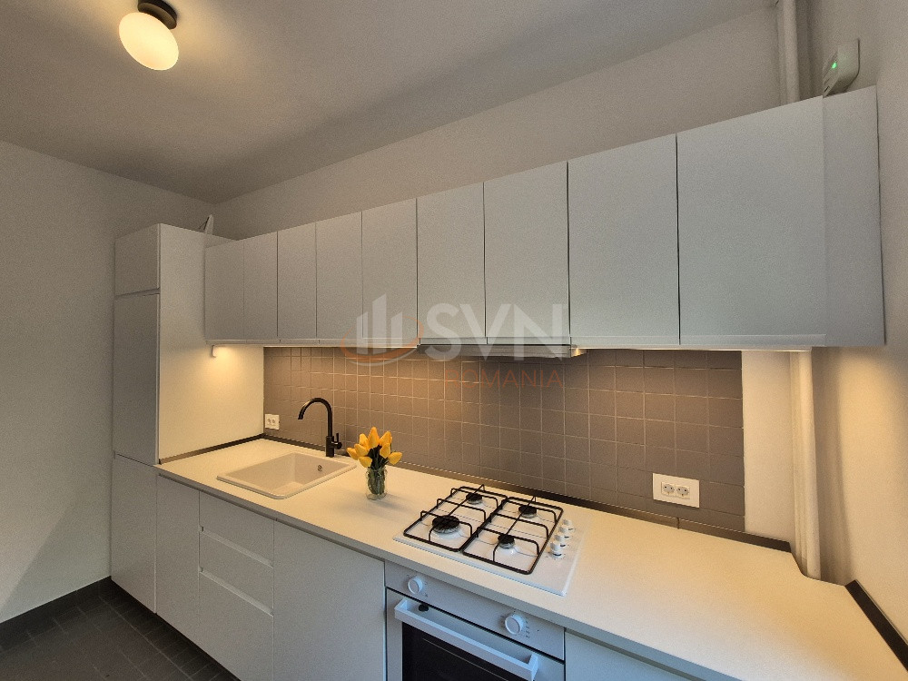 3 camere cu loc parcare exterior inclus Bucuresti/Cismigiu