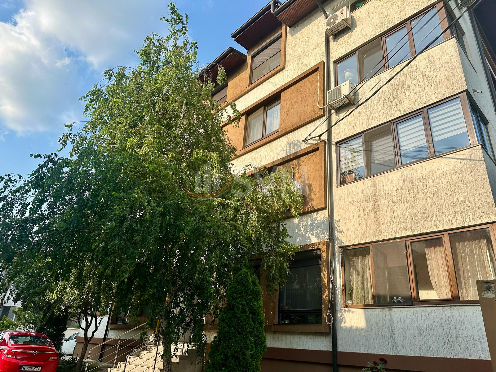 3 camere cu loc parcare exterior inclus Bucuresti/Fundeni