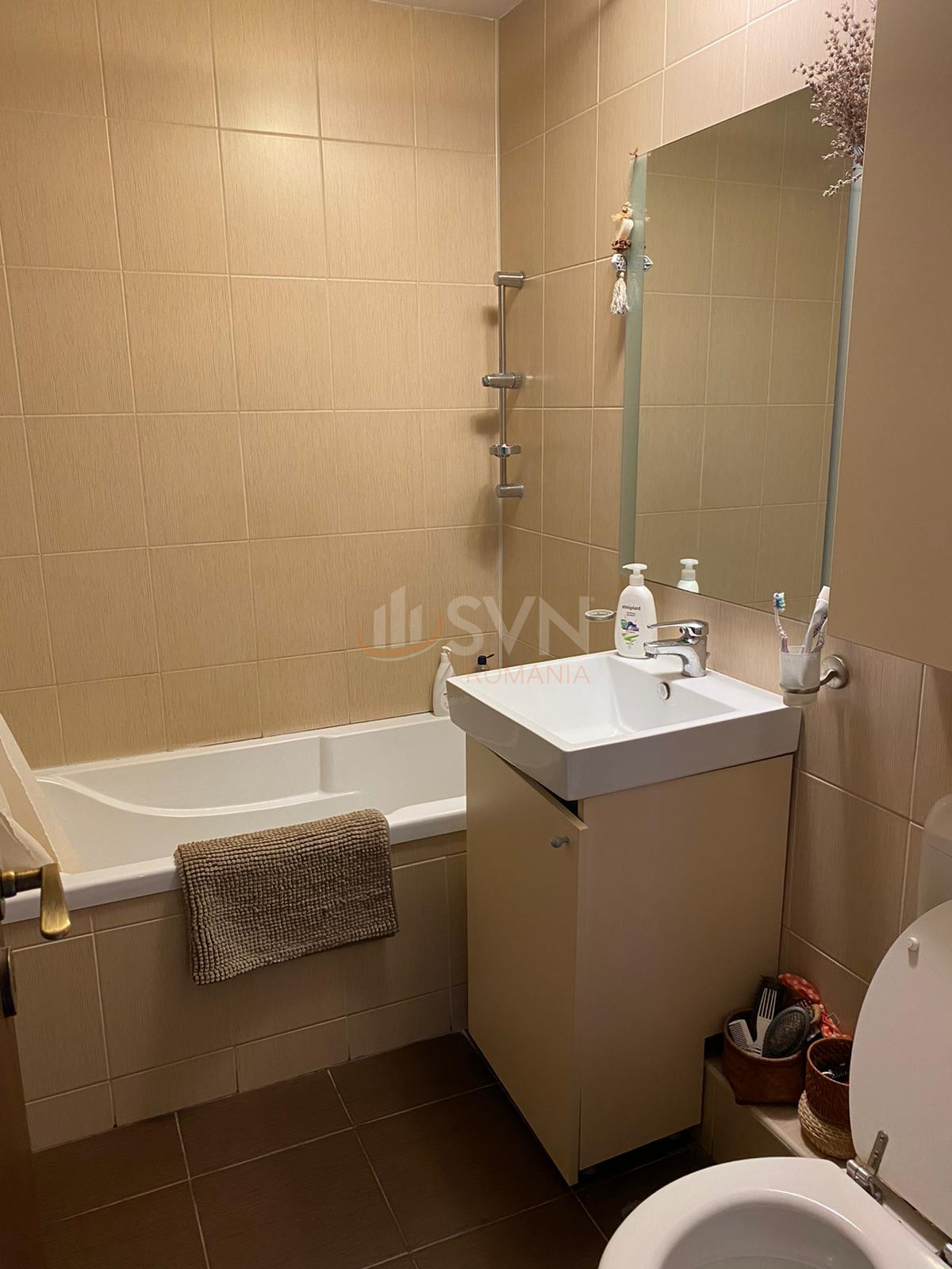 3 camere cu loc parcare exterior inclus Bucuresti/Baneasa