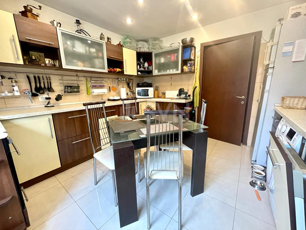 3 camere cu loc parcare exterior inclus Bucuresti/Dorobanti
