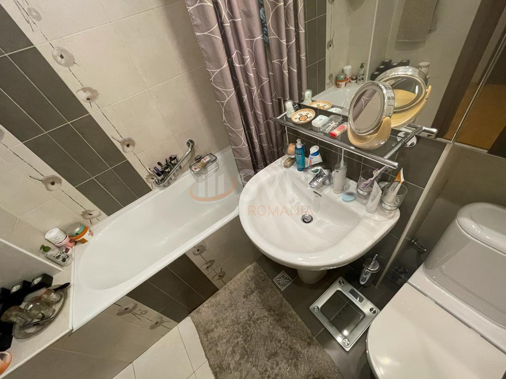 3 camere cu loc parcare exterior inclus Bucuresti/Dorobanti