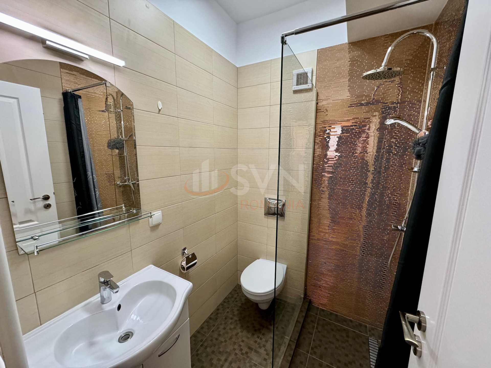 3 camere cu loc parcare exterior inclus Bucuresti/Sisesti