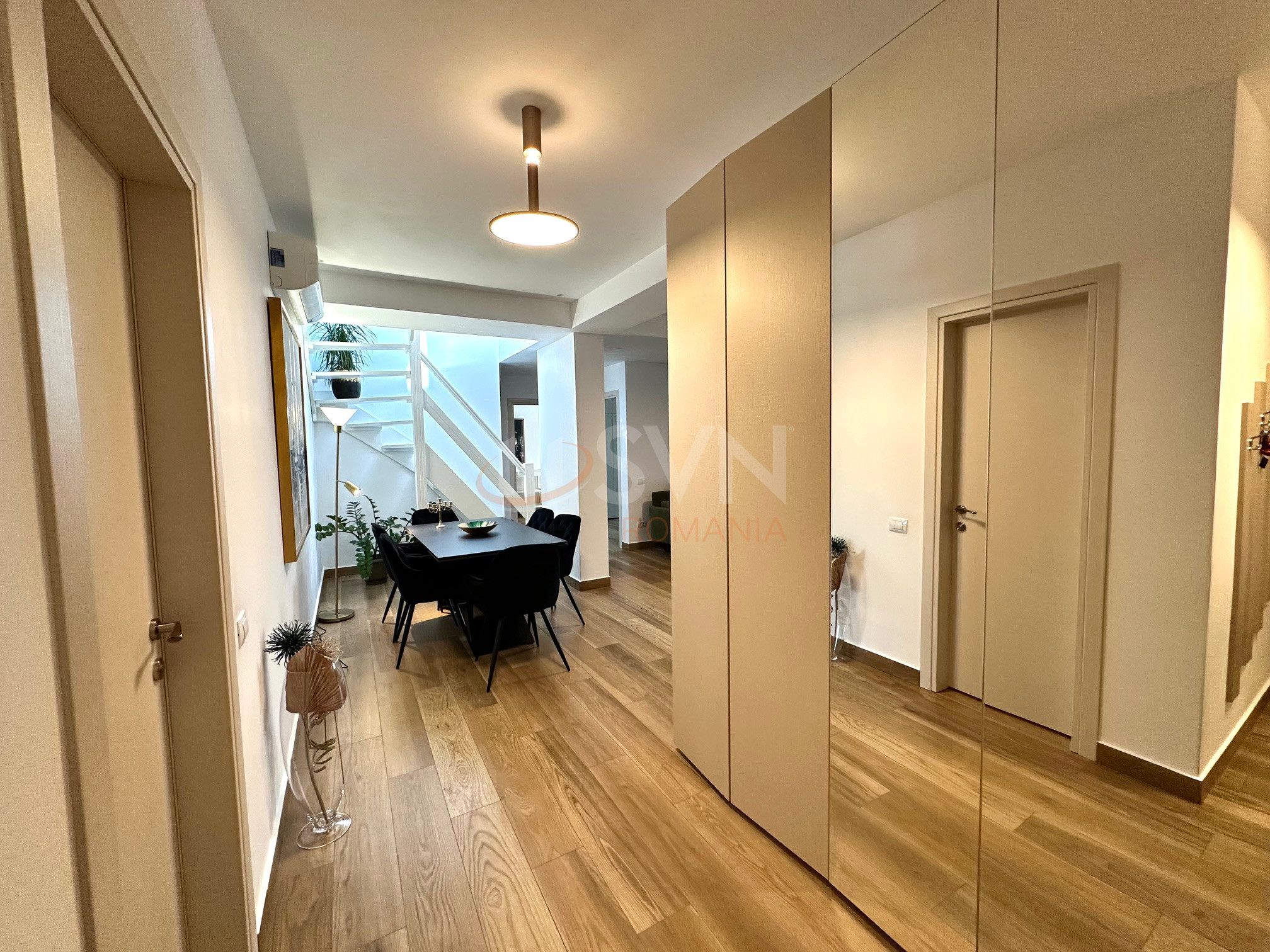 3 camere cu loc parcare exterior inclus Bucuresti/Pipera