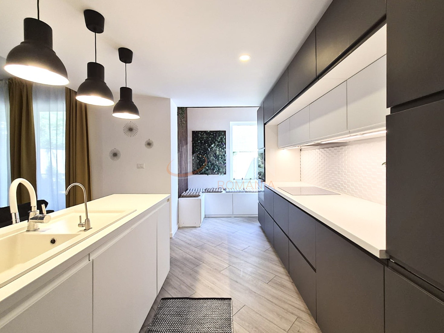 3 camere cu loc parcare exterior inclus Bucuresti/Pipera