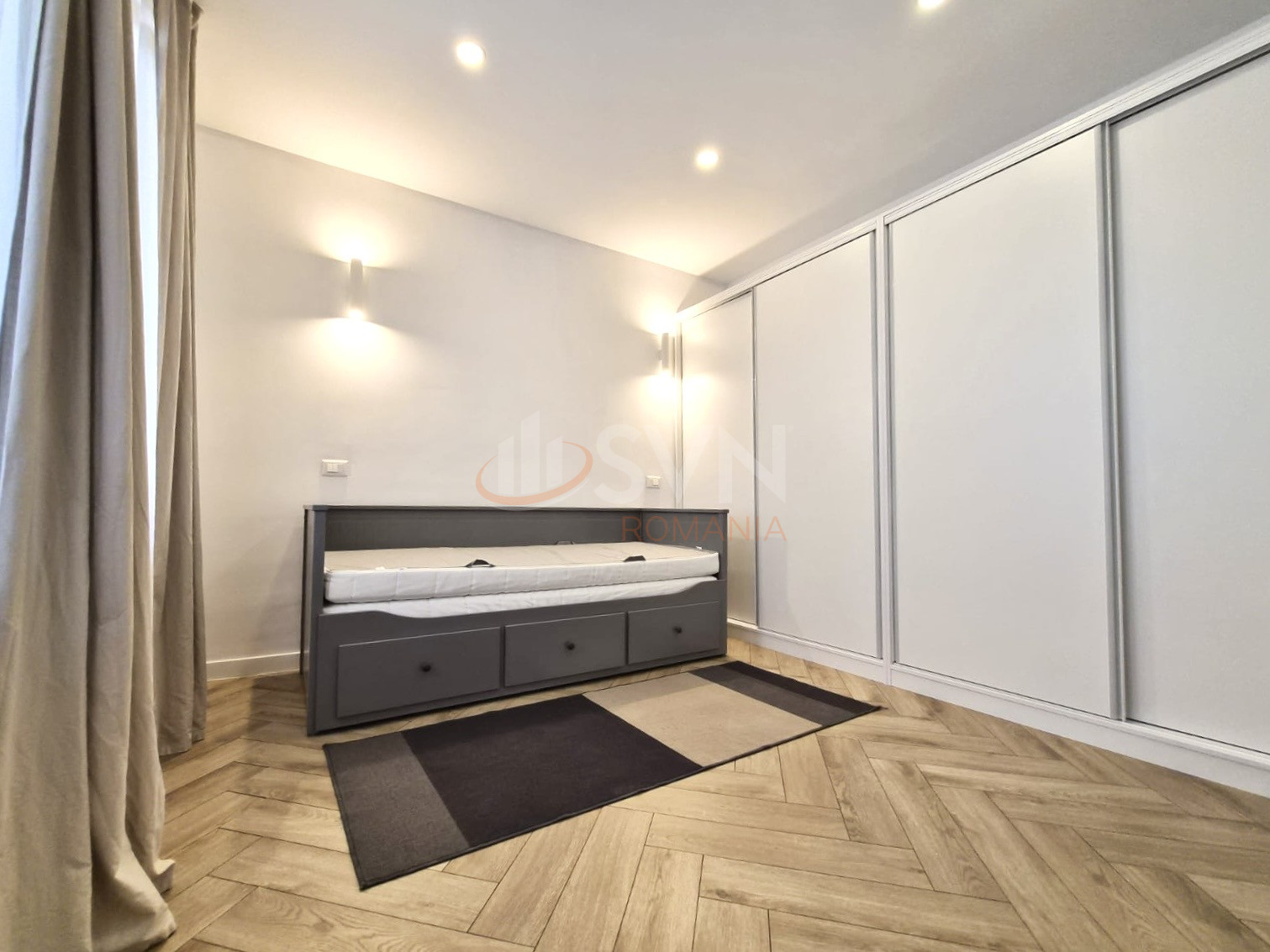 3 camere cu loc parcare exterior inclus Bucuresti/Pipera