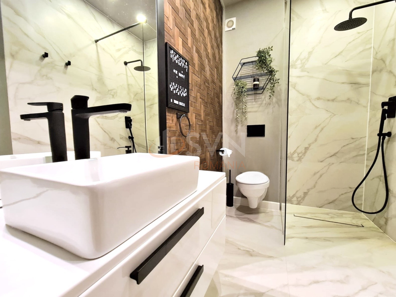 3 camere cu loc parcare exterior inclus Bucuresti/Pipera