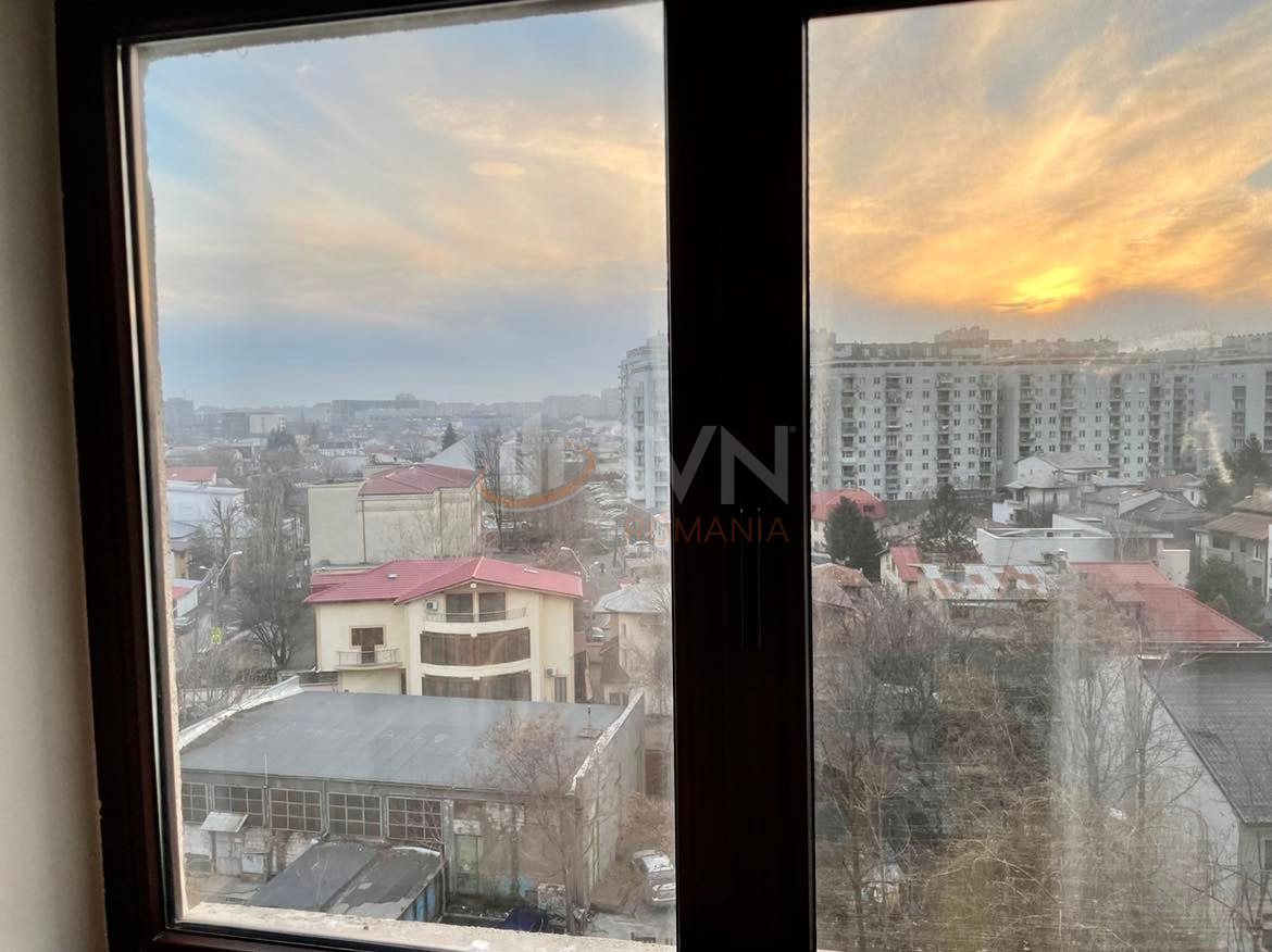 3 camere cu loc parcare exterior inclus Bucuresti/Doamna Ghica