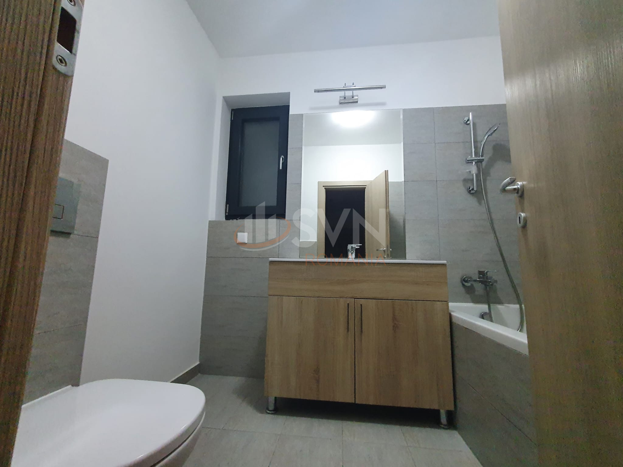 3 camere cu loc parcare exterior inclus Bucuresti/Pipera