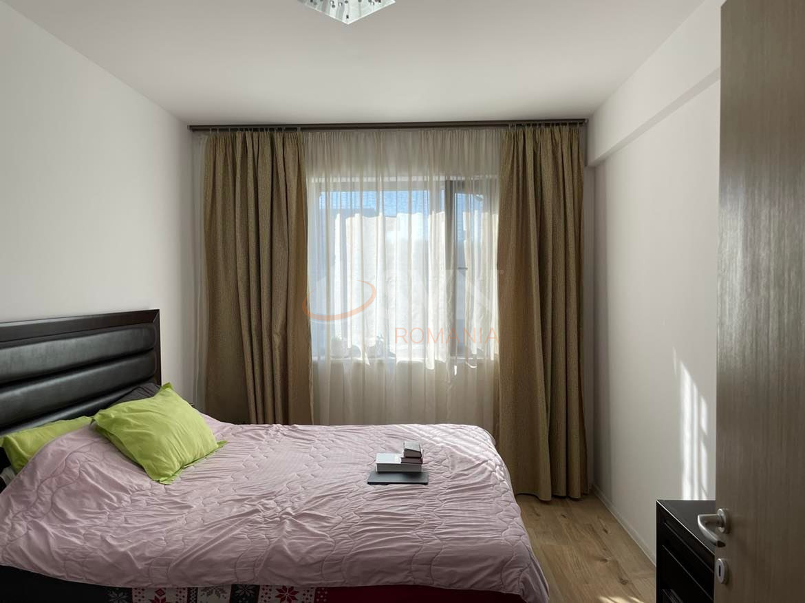 3 camere cu loc parcare exterior inclus Bucuresti/Pipera