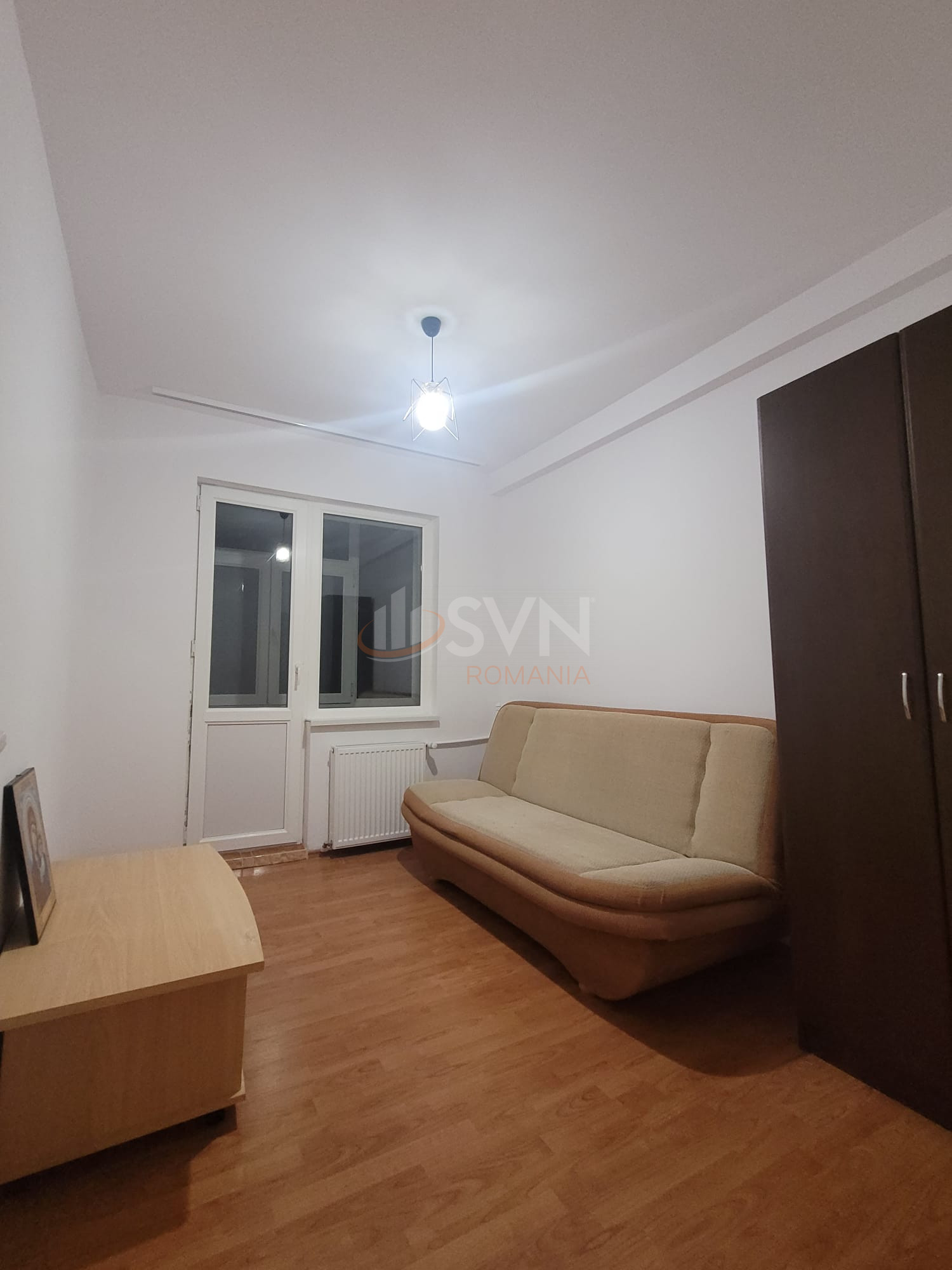 3 camere cu loc parcare exterior inclus Bucuresti/Crangasi