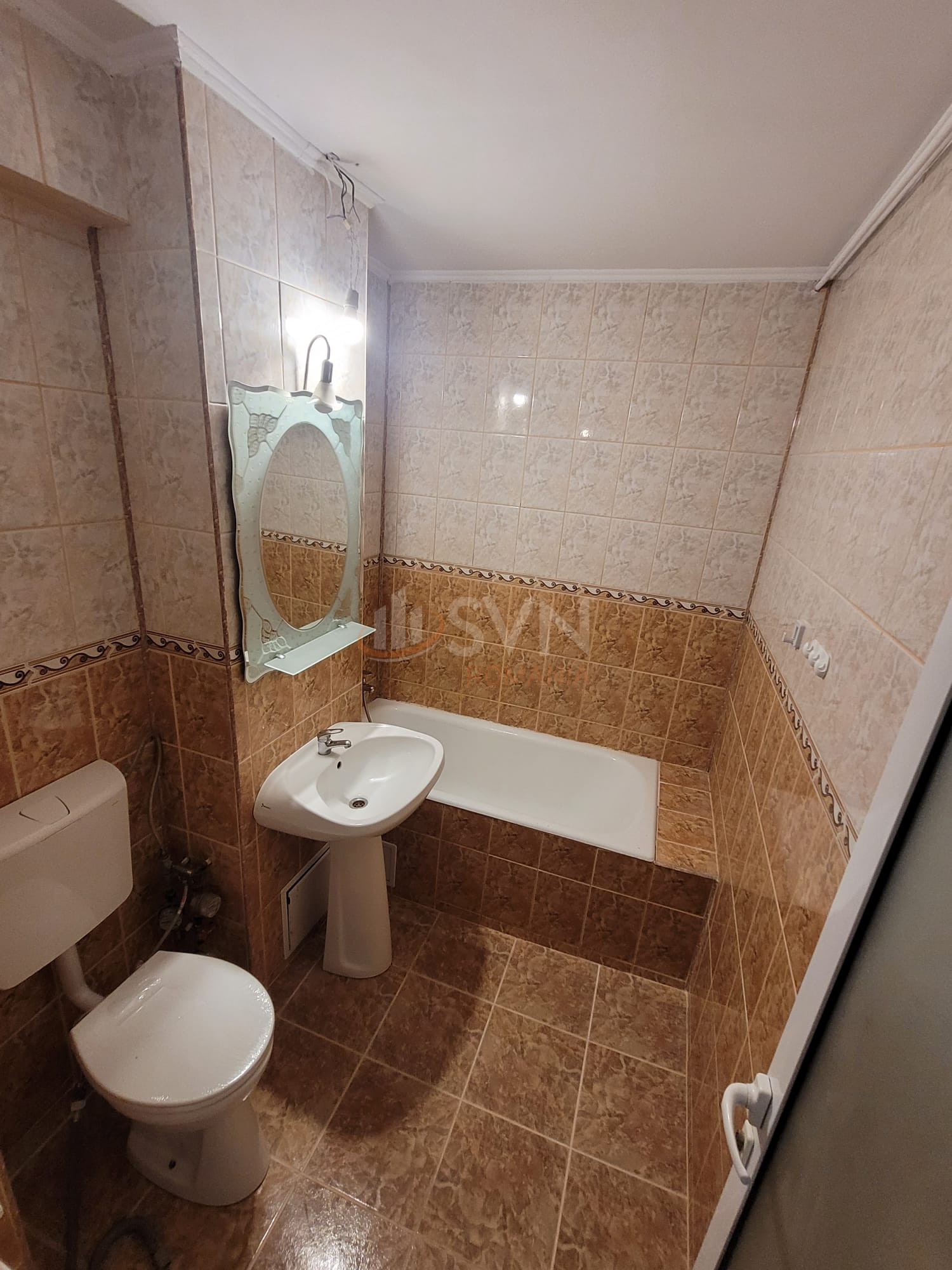 3 camere cu loc parcare exterior inclus Bucuresti/Crangasi